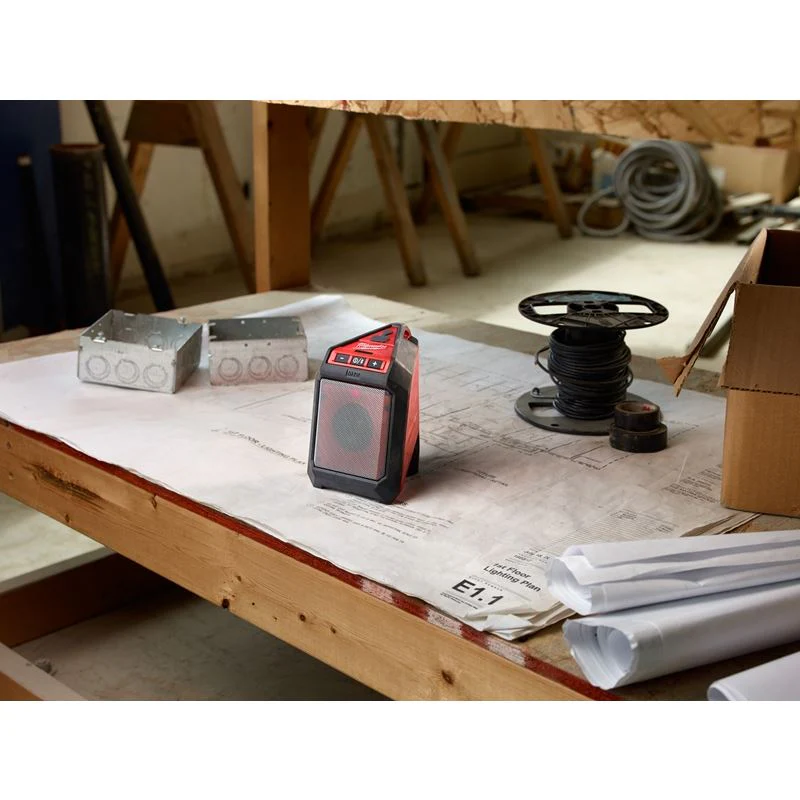 2592-20 M12 12 Volt Lithium-Ion Cordless Wireless Jobsite Speaker - Tool Only - Image 3