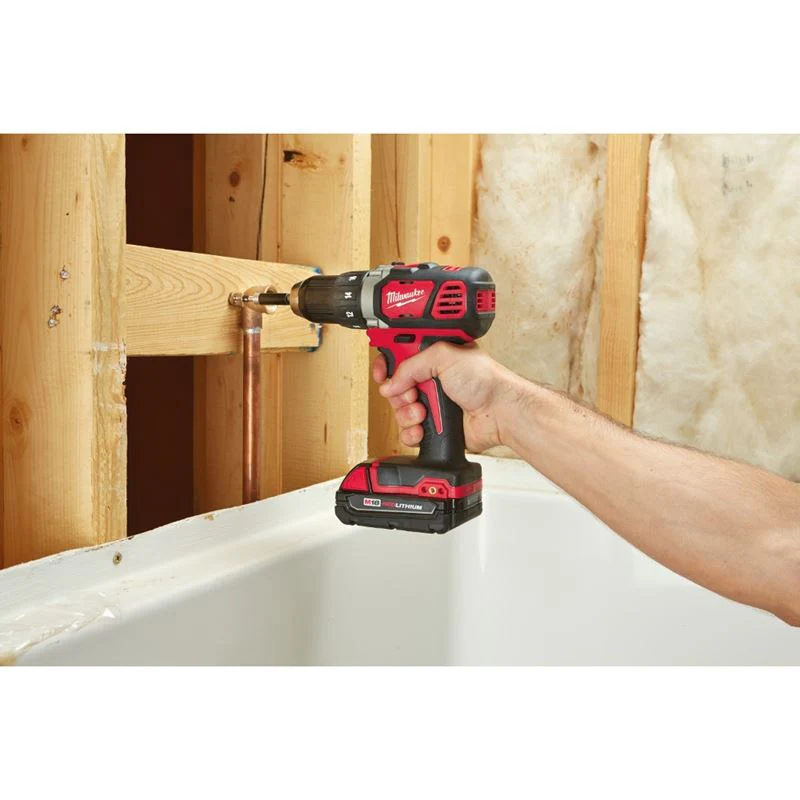 2606-22CT M18 18 Volt Lithium-Ion Cordless Compact 1/2 in. Drill Driver Kit - Image 3