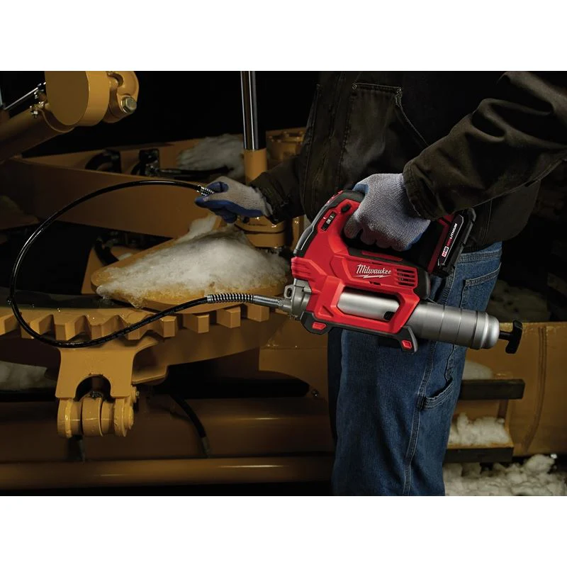 2646-20 M18 18 Volt Lithium-Ion Cordless 2-Speed Grease Gun - Tool Only - Image 3