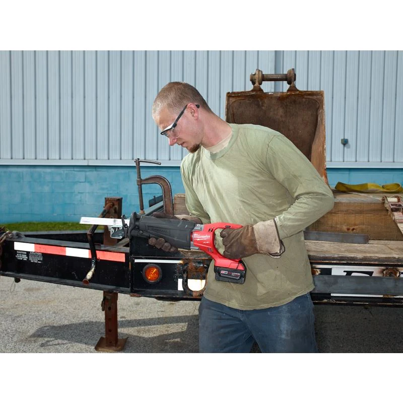 2720-22 M18 FUEL 18 Volt Lithium-Ion Brushless Cordless SAWZALL Reciprocating Saw Kit - Image 5