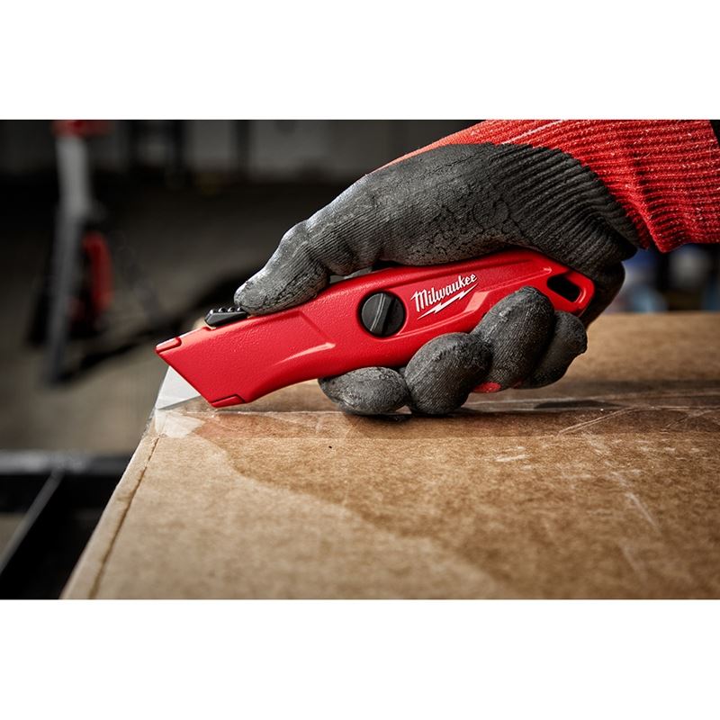 48-22-1512 Self Retracting Utility Knife - Image 4