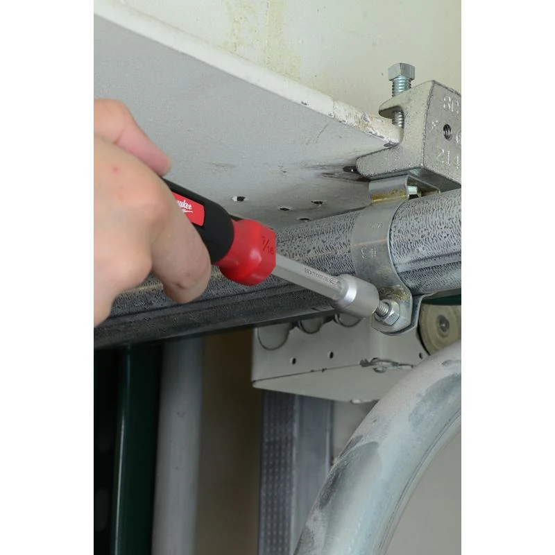 48-22-2525 7/16 in. HollowCore Magnetic Nut Driver - Image 2