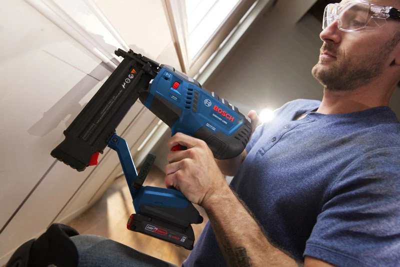 Bosch 18V Brushless 18-Gauge Brad Nailer Kit with (1) 2 Ah Standard Power Battery - Image 3