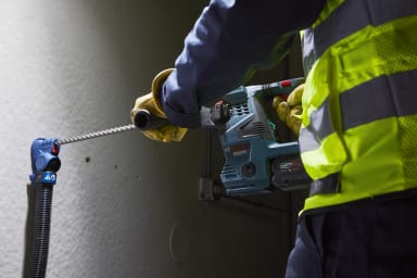 Bosch GBH18V-28CK28 18V Brushless Connected-Ready SDS-plus® Bulldog™ 1-1/8 In. Rotary Hammer - Image 4