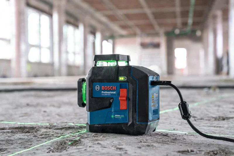Bosch GLL300-42GL 3.7V 360⁰ Green-Beam Three-Plane Leveling and Alignment Laser with Li-Ion Battery - Image 12