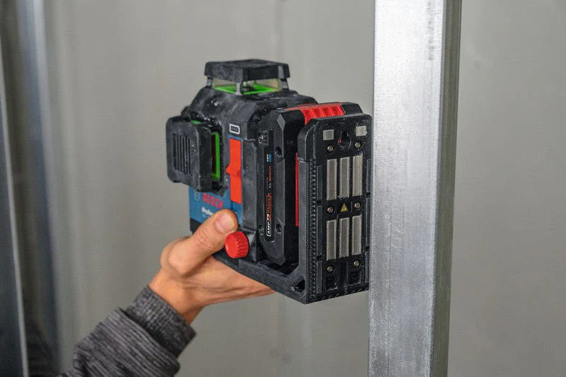 Bosch GLL330-80CGL 18V 360º Connected Green-Beam Three-Plane Leveling and Alignment Laser with (1) 4 Ah Battery - Image 9
