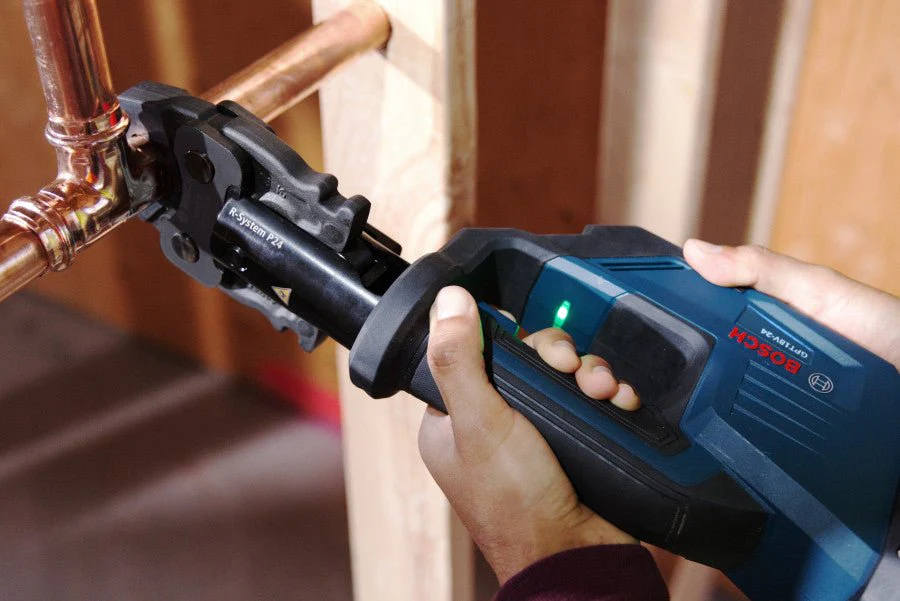 Bosch GPT18V-24L14 Press Tool Kit W/ 1/2", 3/4", and 1" Jaws, (1) CORE18V® 4 Ah Battery & (1) GAL18V-40 18V Standard Charger - Image 5