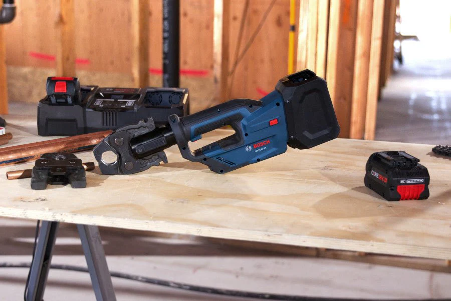 Bosch GPT18V-24L14 Press Tool Kit W/ 1/2", 3/4", and 1" Jaws, (1) CORE18V® 4 Ah Battery & (1) GAL18V-40 18V Standard Charger - Image 6