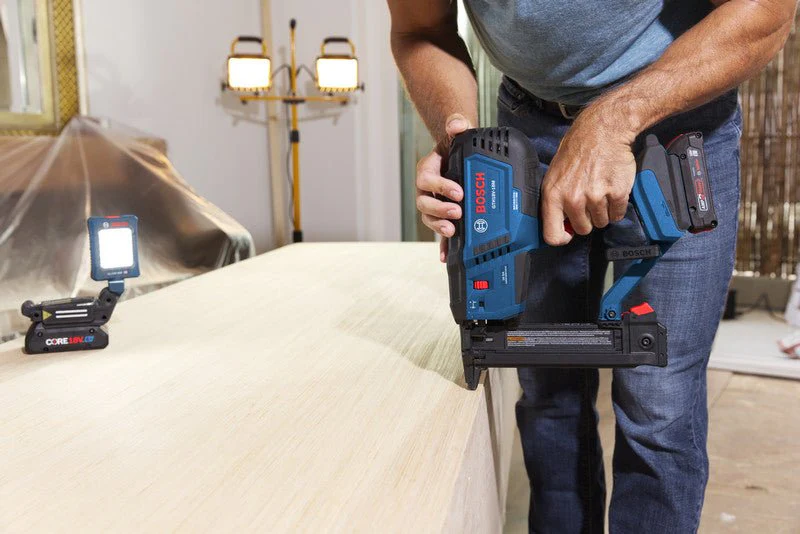 Bosch GTH18V-18MB12 18V Brushless 18-Gauge Narrow Crown Stapler Kit with (1) 2 Ah Standard Power Battery - Image 5