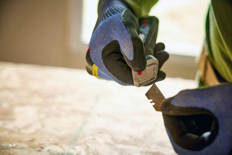 Bosch H11-13000-1 Retractable Utility Knife - Image 7