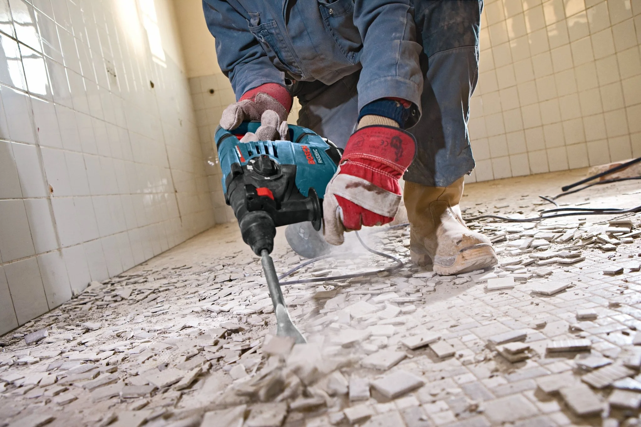 Bosch | RH328VC 1-1/8" SDS-PLUS Rotary Hammer - Image 8