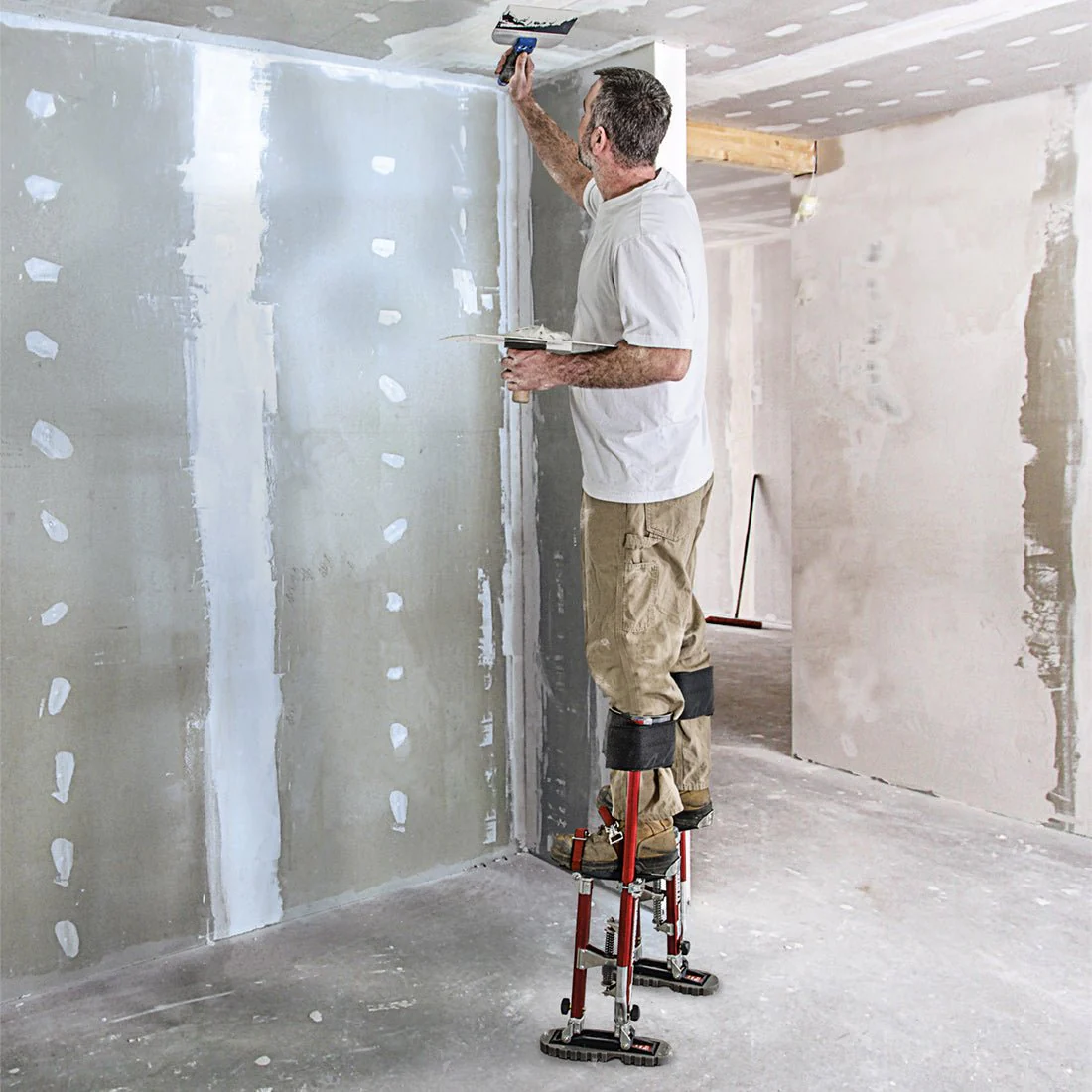 BuildMan® 24-40 in. Drywall Stilts - Image 7
