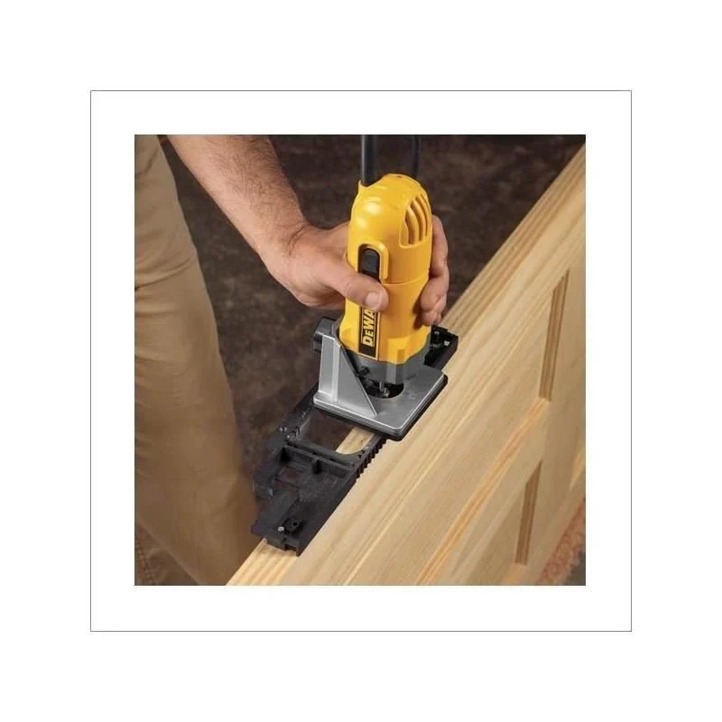 DEWALT | D26670 Compact Router - Image 3