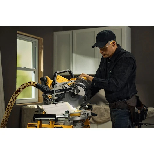DEWALT 20V MAX* XR® 10 in. Double Bevel Fixed Miter Saw (Tool Only) DCS714B - Image 3