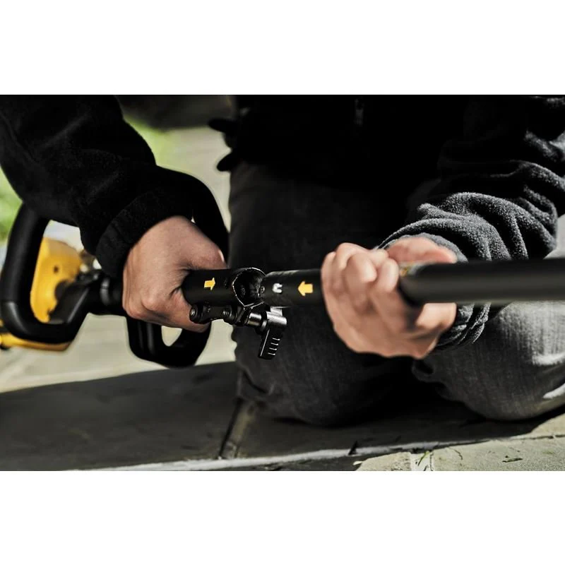 DeWalt 60V MAX 17 IN. ATTACHMENT CAPABLE STRING TRIMMER KIT - Image 11