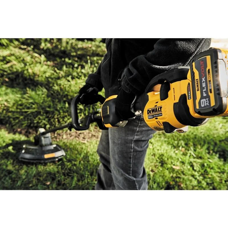 DeWalt 60V MAX 17 IN. ATTACHMENT CAPABLE STRING TRIMMER KIT - Image 8