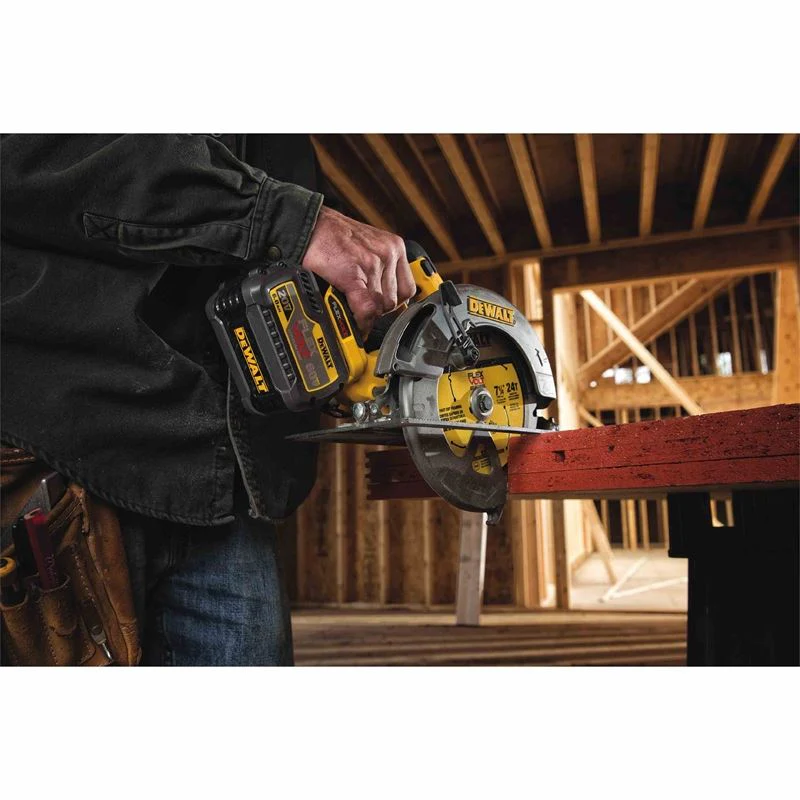 DEWALT 7-1/4" Circular Saw Blade 3pk - Image 4
