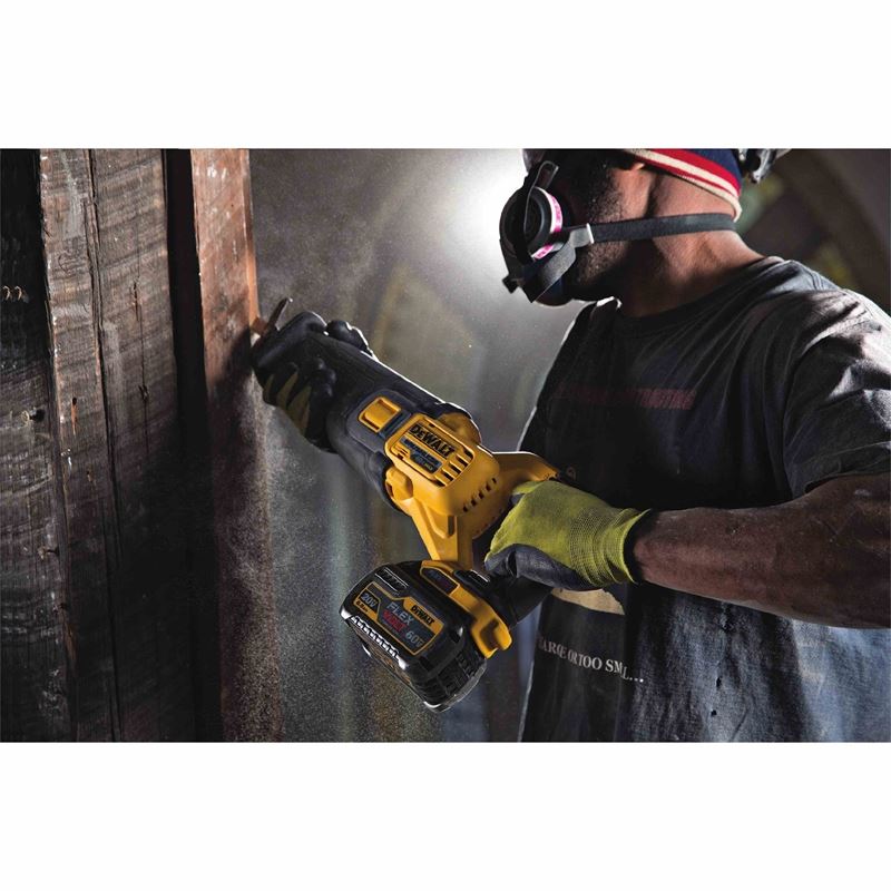 DEWALT  9" 4/6TPI Recip Blade-5PK - Image 3