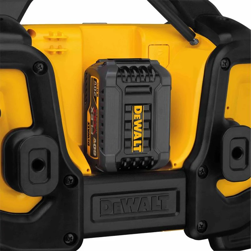 DEWALT Bluetooth Charger Radio - DCR025 - Image 9