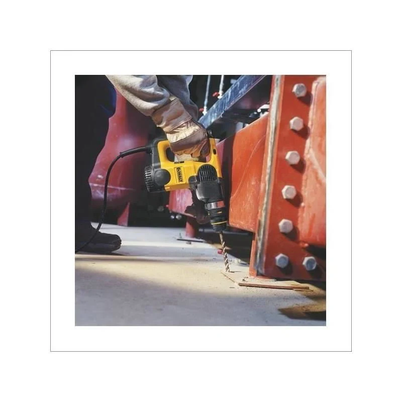 DEWALT | D25313K 1" L-Shape SDS Rotary Hammer Kit - Image 3