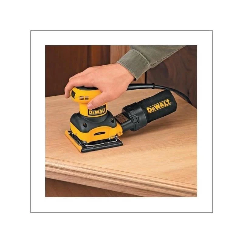 DEWALT | D26441 1/4 Sheet Palm Grip Sander - Image 2