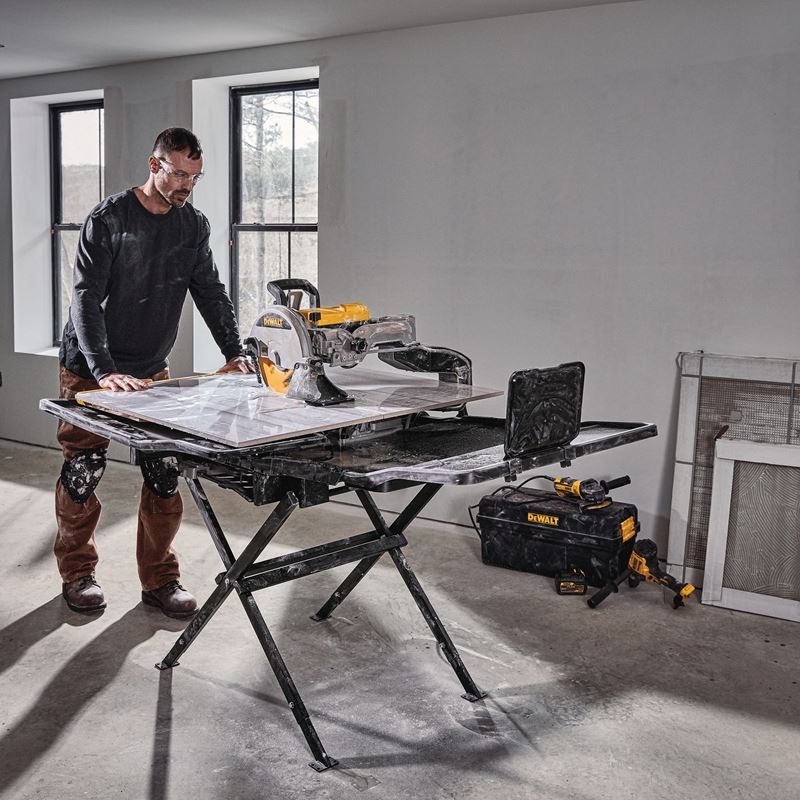 DEWALT D36000S 10 in. High Capacity Wet Tile Saw with Stand - Image 2