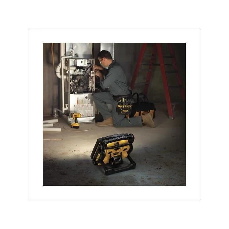 DEWALT | DC020 Cordless/Corded Worklight - Image 8