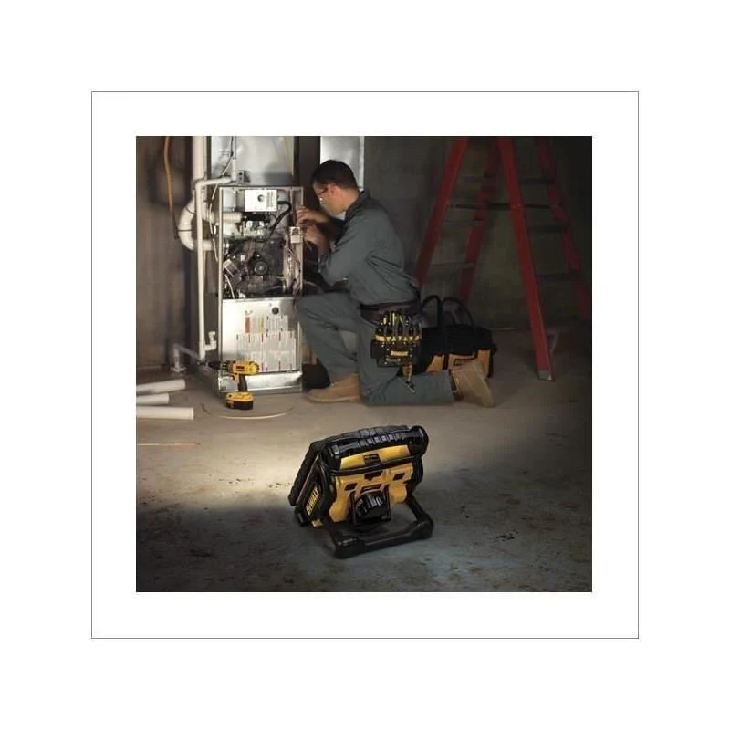 DEWALT | DC020 Cordless/Corded Worklight - Image 9