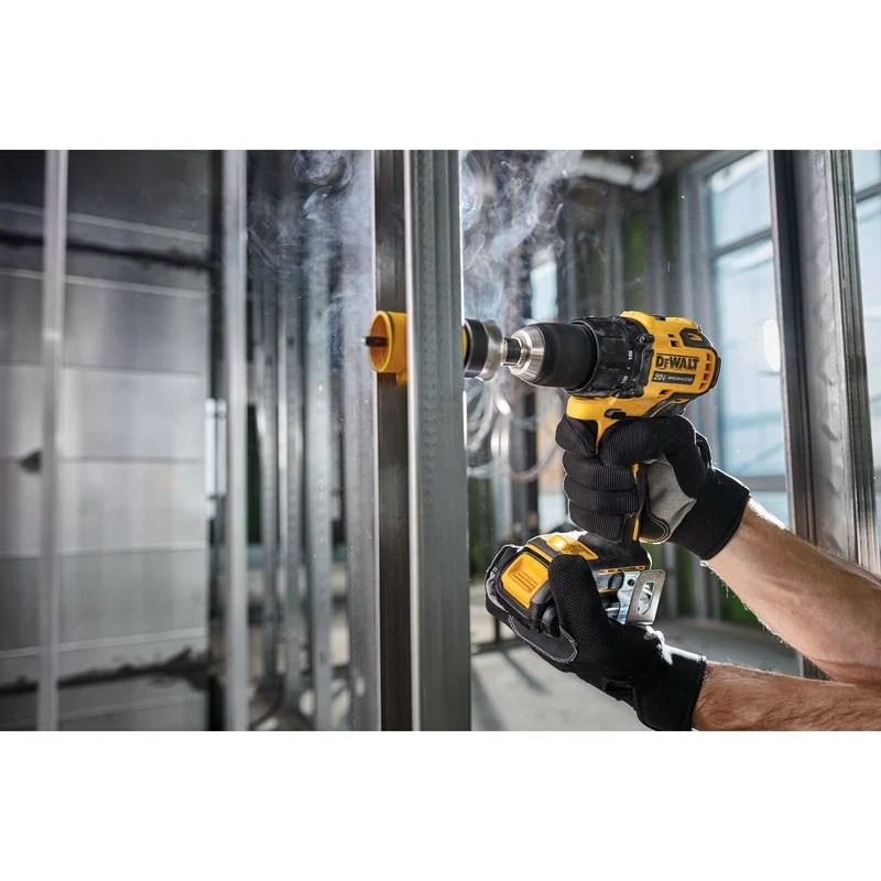 DEWALT DCD708C2 ATOMIC 20V MAX Brushless Compact 1/2 in. Drill/Driver Kit - Image 9