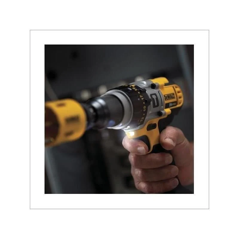 DEWALT | DCD985M2 20V MAX* Lithium Ion Premium 3-Speed Hammerdrill Kit (4.0 Ah) - Image 8