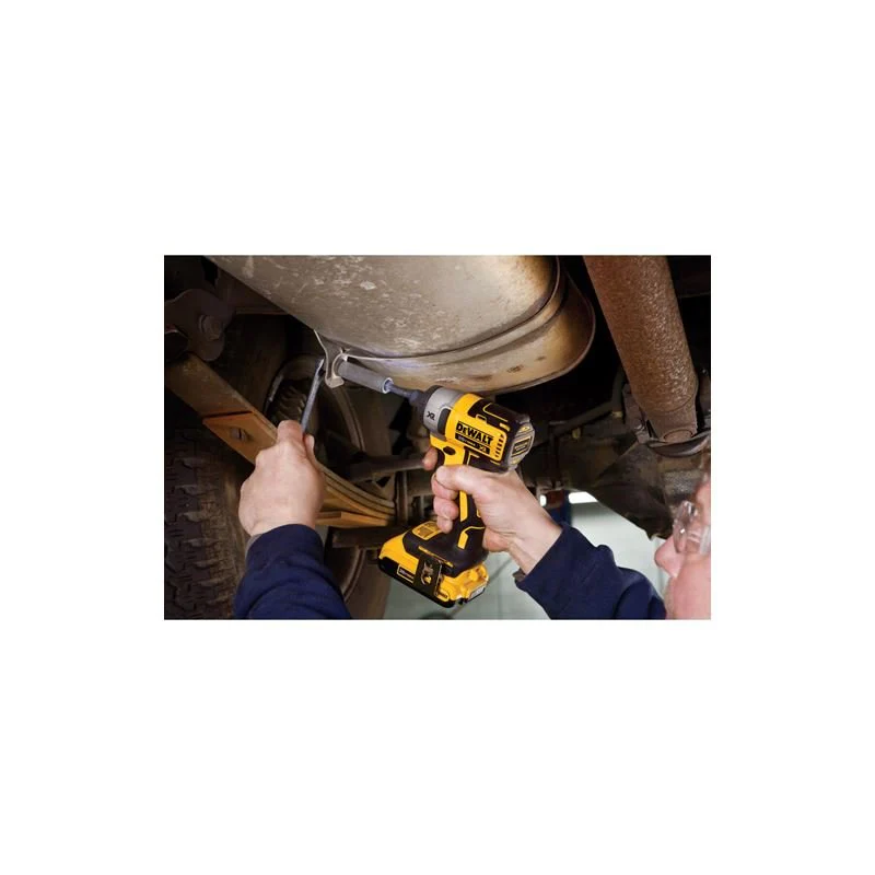 DEWALT | DCF886D2 20V MAX* XR Lithium-Ion Brushless 1/4" Impact Driver Kit - Image 3