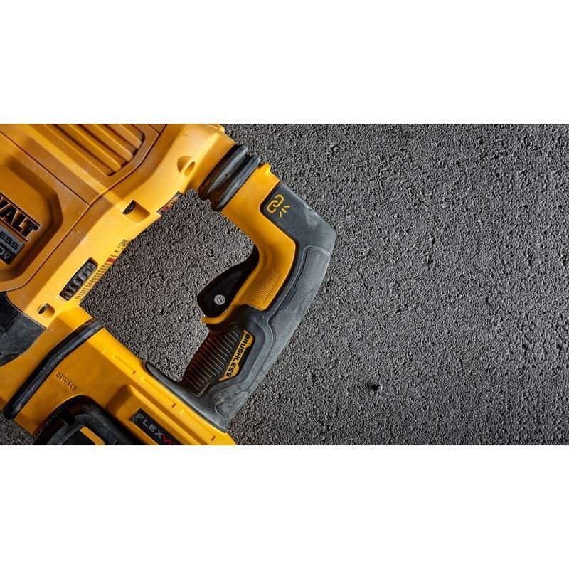 DEWALT DCH832X1 60V MAX Cordless SDS Max Chipping Hammer Kit (15 lb) - Image 11