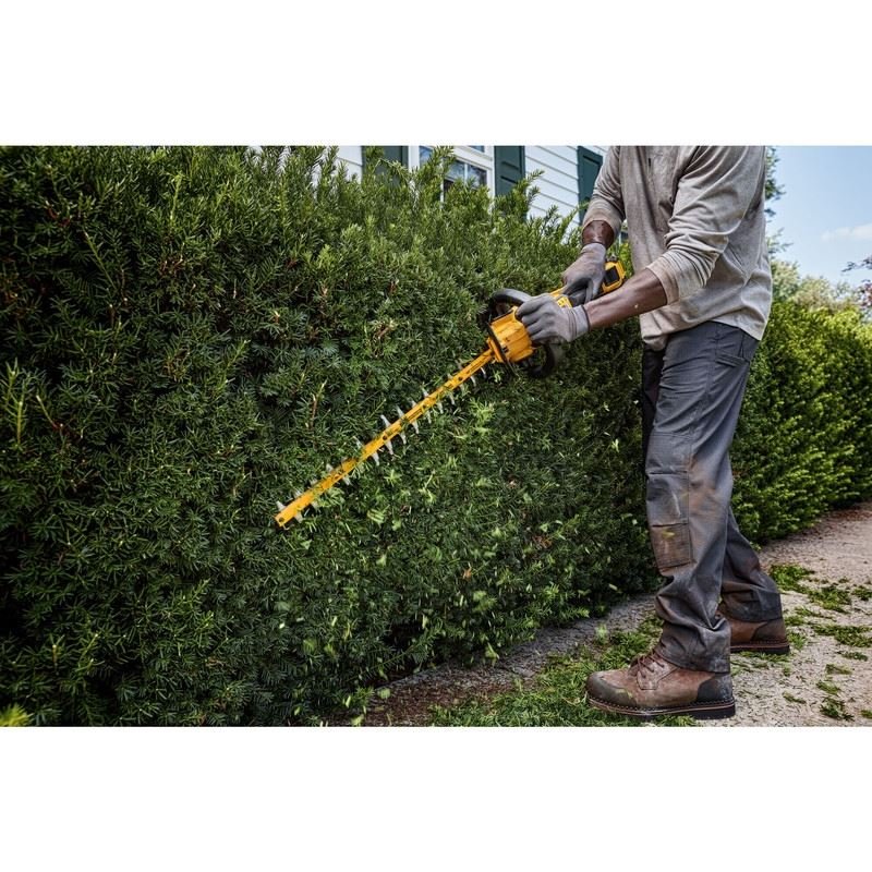 DEWALT DCHT870B 60V MAX 26 in Brushless Cordless Hedge Trimmer (Tool Only) - Image 6