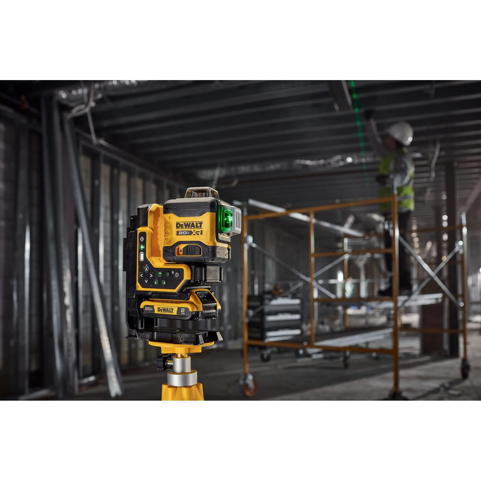 DEWALT DCLE34035D1 20V MAX* XR® Remote Control 360º Line Laser Kit - Image 6
