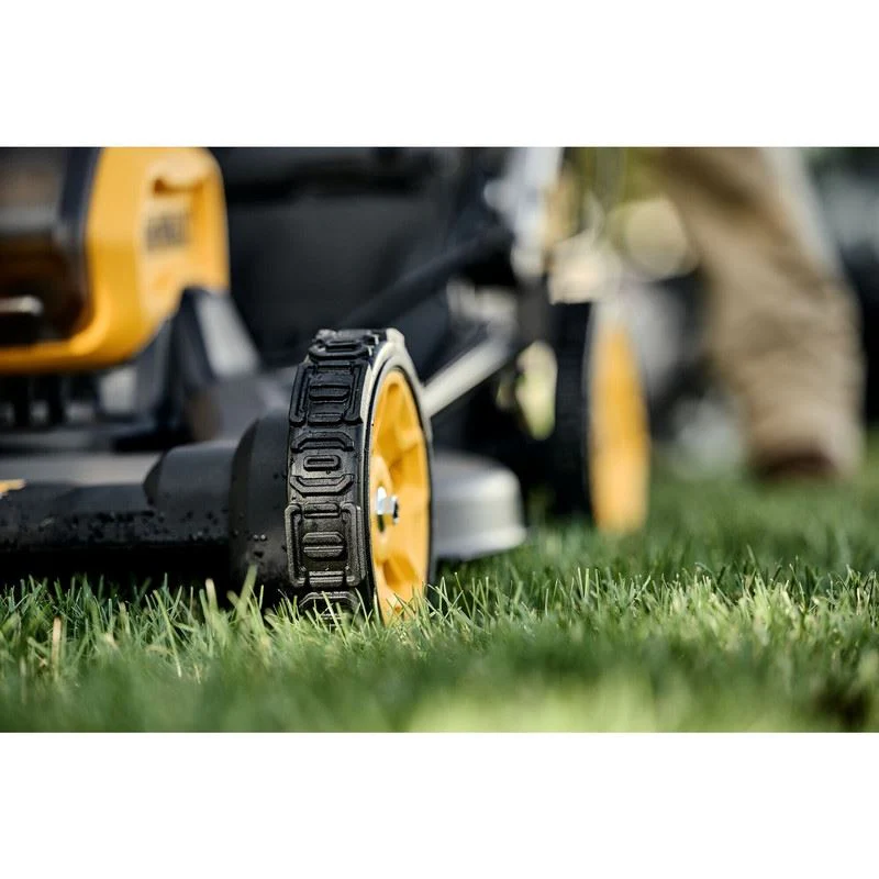 DEWALT DCMWSP650Y2-CA 60V MAX Cordless Brushless RWD, Self Propelled Mower Kit - Image 16
