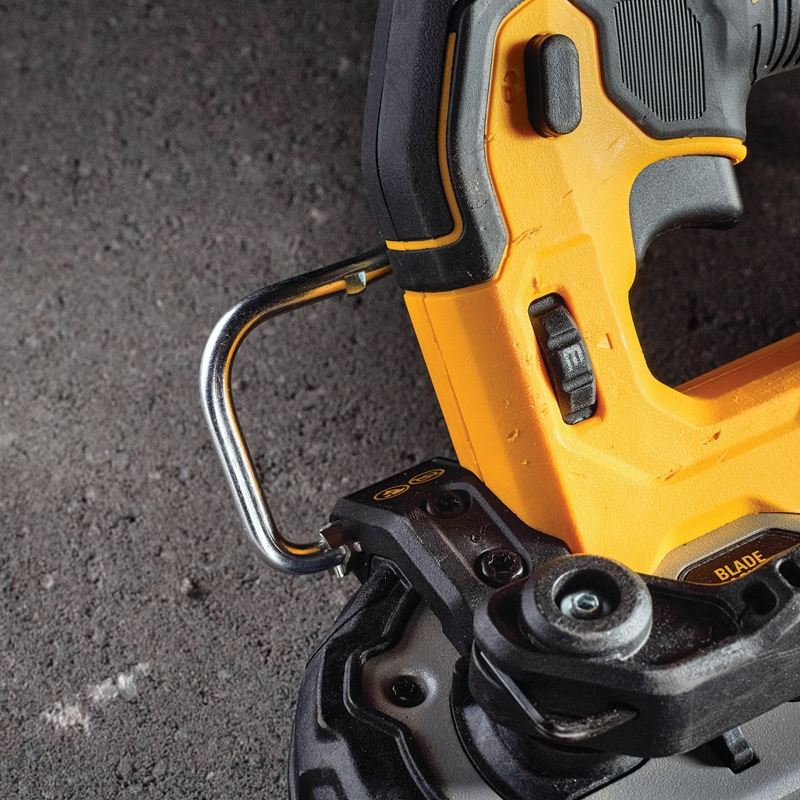DEWALT DCS377Q1 ATOMIC 20V MAX BRUSHLESS CORDLESS 1-3/4 IN. BANDSAW KIT - Image 5