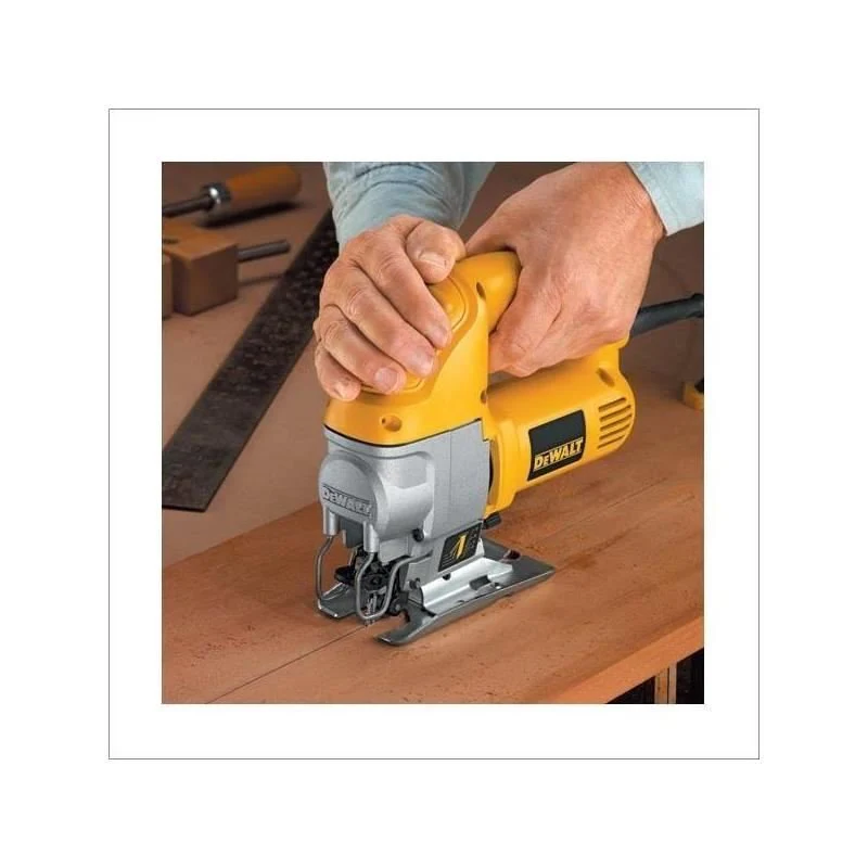 DEWALT | DW317K Compact Jig Saw - Image 3