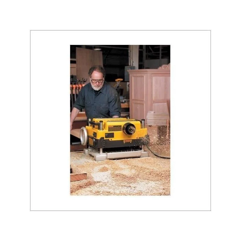 DEWALT | DW735 Heavy-Duty 13" Three Knife, Two Speed Thickness Planer - Image 8