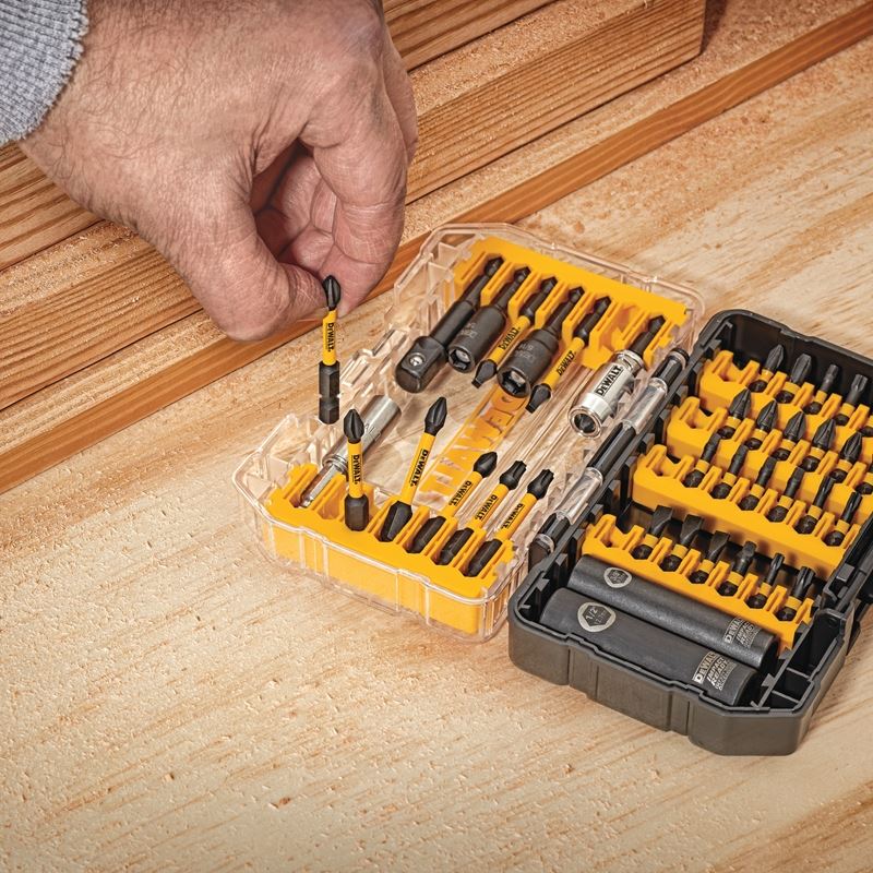 DEWALT DWA2T40IR FlexTorq IMPACT READY Screwdriving Bit Sets with ToughCase+ System - Image 3