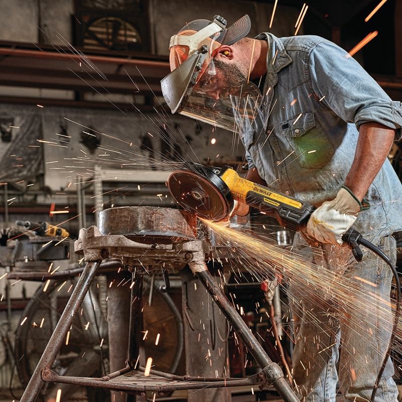 DEWALT DWE43840CN 7 in. Brushless Small Angle Grinder, Rat Tail, with Kickback Brake, No Lock, Pipeline Cover - Image 7