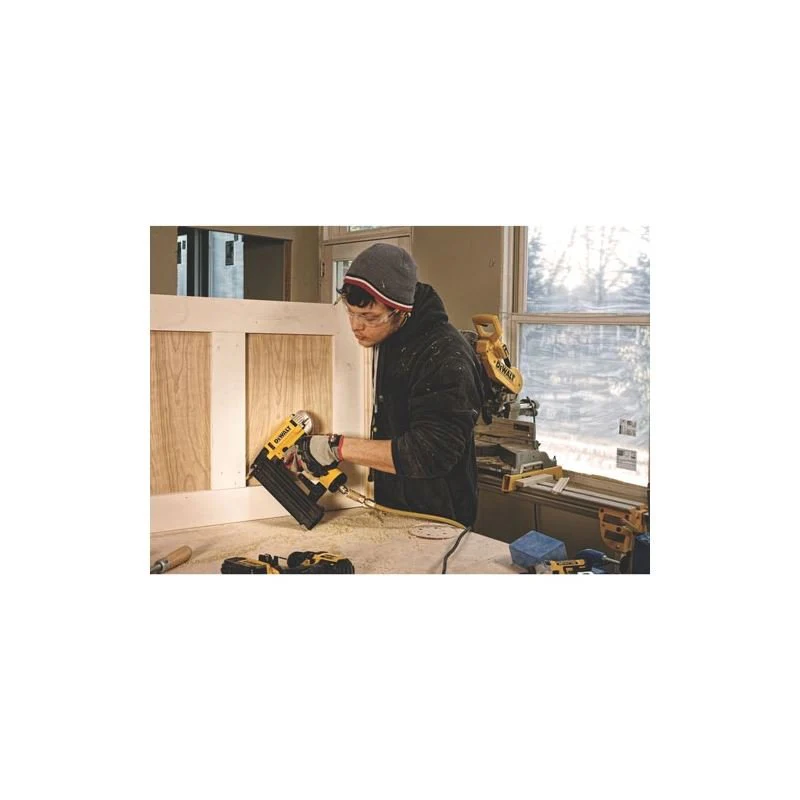 DEWALT DWFP12233 18 GA Precision PointTM Brad Nailer - Image 4