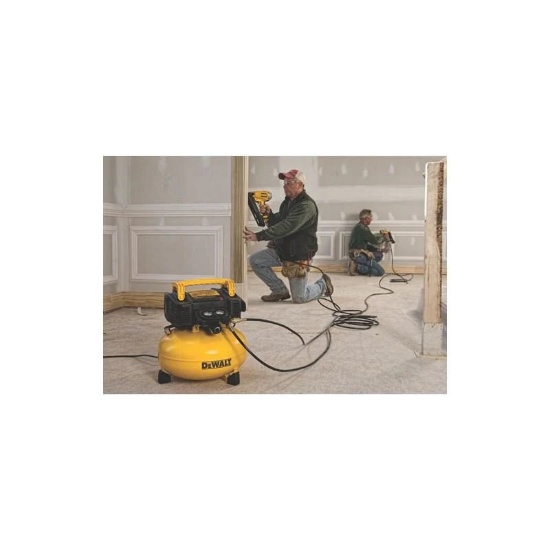 DEWALT DWFP55126 Heavy Duty 165 PSI Pancake Compressor - Image 3