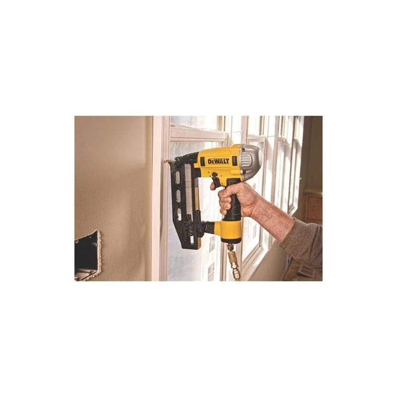 DEWALT DWFP71917 16 GA Precision PointTM Finish Nailer - Image 4