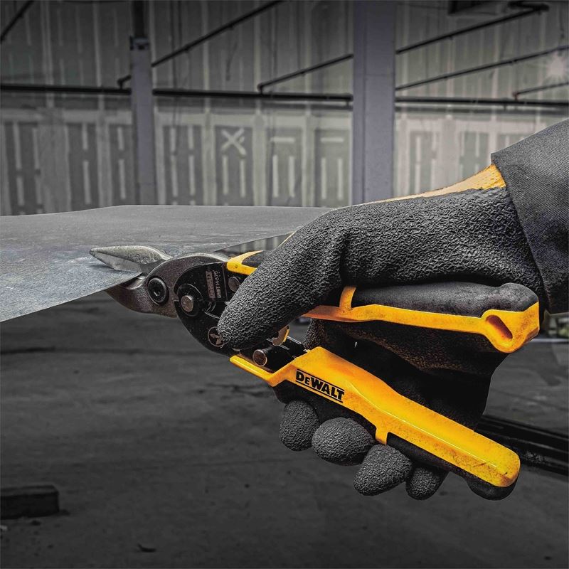 DEWALT DWHT14675 Straight Cut Ergo Aviation Snip - Image 3