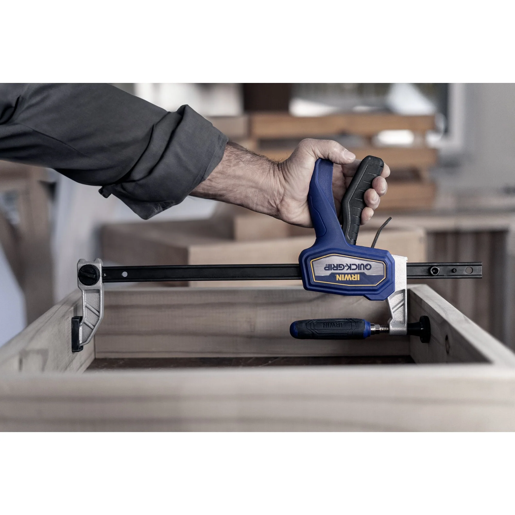 IRWIN® IRHT83500 QUICK-GRIP® 12" Medium Duty Hybrid Clamp - Image 6