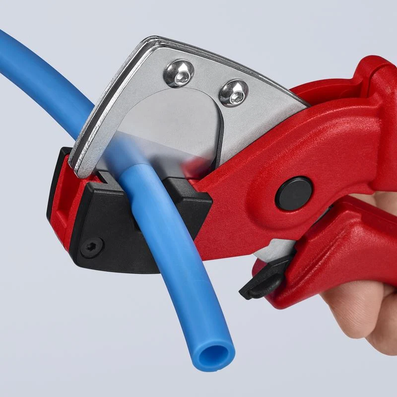 KNIPEX 90 10 185 7 1/4in Pneumatic Hose Cutter - Image 8