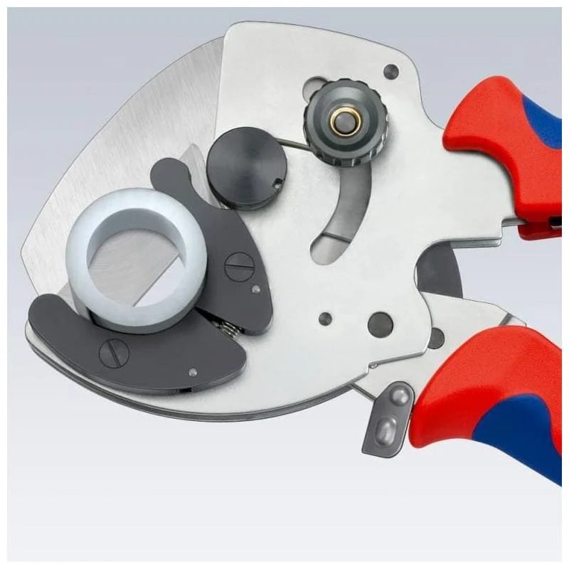 Knipex 90 25 40 Pipe Cutter For composite and Plastic Pipes - Image 3