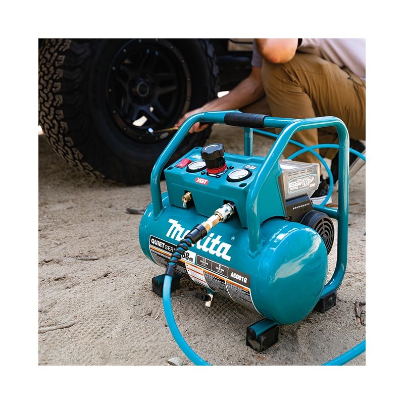 Makita AC001GZ 40V max XGT Brushless Cordless 7.6 L (2.0 Gal) Air Compressor, Quiet Series (Tool Only) - Image 3