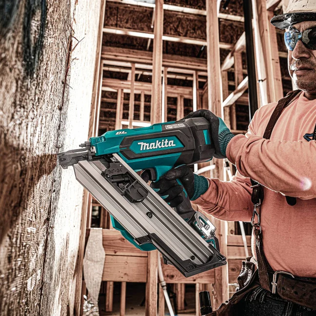Makita BN001GZ01 40Vmax XGT Brushless 3-1/2" Framing Nailer, 30-34° Clipped Head, Tool Only - Image 2