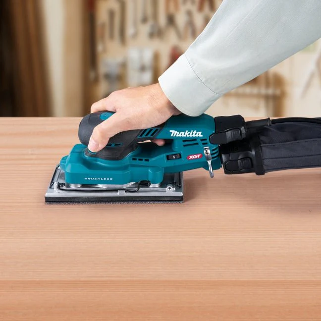 Makita BO007CGZ 40Vmax XGT Brushless 1/3 Sheet Orbital Sander w/AWS - Image 5